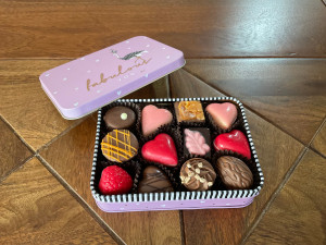 (image for) 12 Luxury Chocolates Sara Miller Fabulous Tin